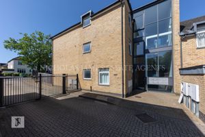 Photo 17- click for photo gallery